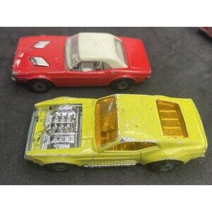 Matchbox Superfast #1 Red Dodge Challenger 1975 and 1972 Boss Mustang no 44